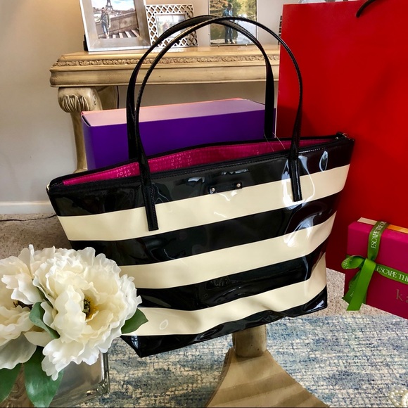 kate spade Handbags - NWT Super Cute KATE SPADE Penn Valley Sophie Tote!